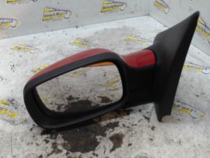 Used Wing mirror, left Renault Clio III (BR/CR) 1.5 dCi 105 FAP Price € 26,25 Margin scheme offered by Binckhorst BV