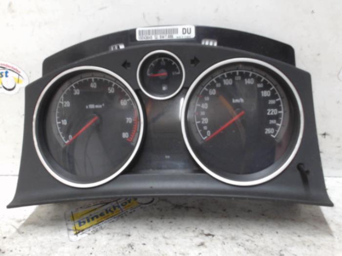 Begagnade Instrumentpanel Opel Zafira (M75) 1.8 16V Ecotec Pris € 52,50 Marginaltabell erbjuds av Binckhorst BV