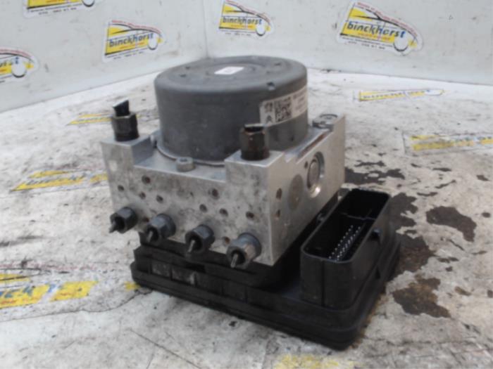 Gebrauchte ABS Pumpe Peugeot 208 I (CA/CC/CK/CL) 1.2 Vti 12V PureTech 82 Preis € 105,00 Margenregelung angeboten von Binckhorst BV