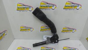 Used Front seatbelt buckle, right BMW 3 serie Compact (E36/5) 316i Price € 31,50 Margin scheme offered by Binckhorst BV