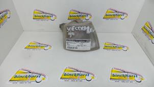 Używane Kierunkowskaz prawy Opel Vectra A (86/87) 1.6 i Cena € 10,50 Procedura marży oferowane przez Binckhorst BV