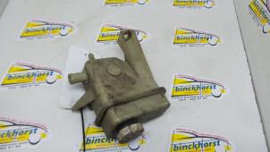 Used Power steering fluid reservoir Mitsubishi Carisma 1.8i 16V Price € 15,75 Margin scheme offered by Binckhorst BV