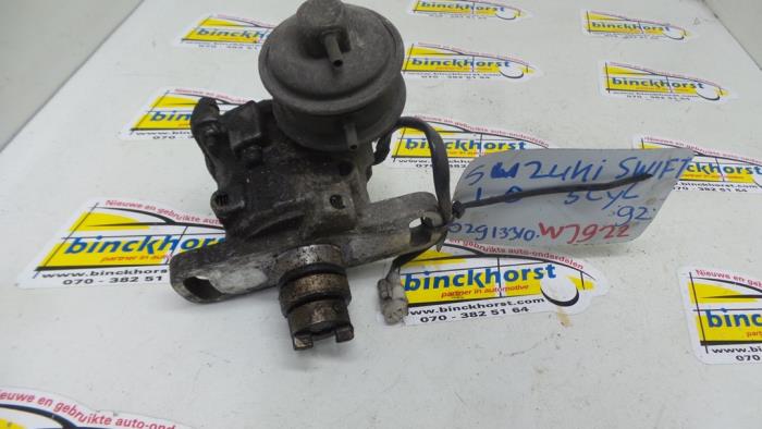 Usagé Allumage (complet) Suzuki Swift (SF310/413) 1.0i GA,GL Prix € 52,50 Règlement à la marge proposé par Binckhorst BV