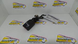 Used Front seatbelt buckle, right Peugeot Expert (G9) 2.0 HDi 120 Price € 36,75 Margin scheme offered by Binckhorst BV