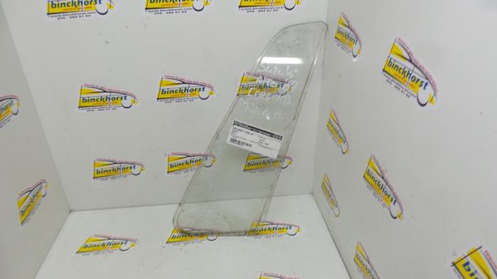 Usados Ventanilla triangular derecha detrás Suzuki Alto Precio € 26,25 Norma de margen ofrecido por Binckhorst BV
