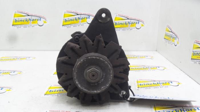 Begagnade Dynamo Mitsubishi Tredia Pris € 36,75 Marginaltabell erbjuds av Binckhorst BV
