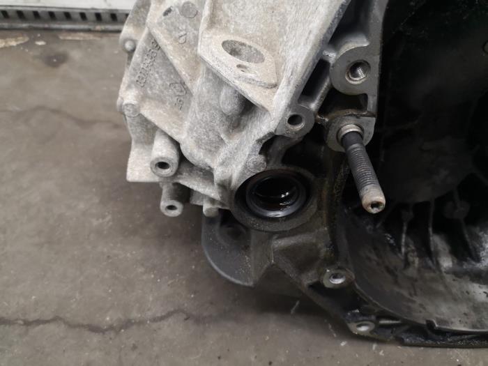 Gearbox from a Renault Espace (JK) 2.0 16V Turbo 2009
