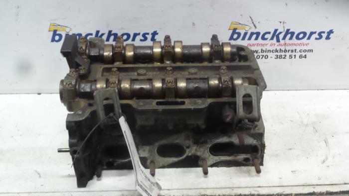 Cylinder head from a Opel Corsa 1999