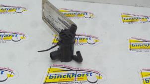 Used Windscreen washer pump Chevrolet Aveo (256) 1.4 16V Price € 21,00 Margin scheme offered by Binckhorst BV