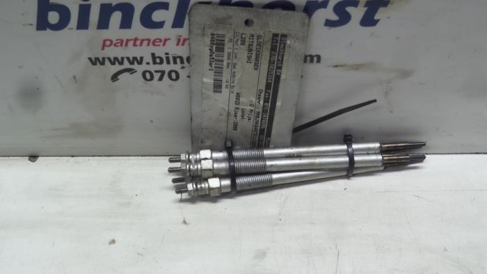 Used Glow plug Mitsubishi L-200 2.5 DI-D 4x4 Price € 78,75 Margin scheme offered by Binckhorst BV