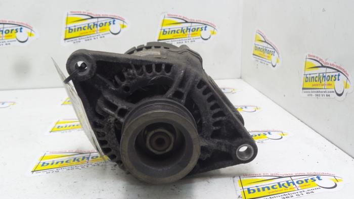 Usagé Dynamo Fiat Bravo (182A) 1.4 S,SX 12V Prix € 42,00 Règlement à la marge proposé par Binckhorst BV