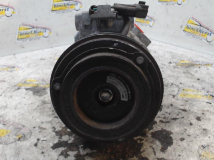 Air conditioning pump from a Ford (USA) Edge 3.5 V6 24V 4x2 2010