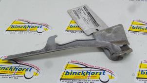 Used Bonnet Hinge Suzuki Grand Vitara II (JT) 1.9 DDiS Price € 26,25 Margin scheme offered by Binckhorst BV