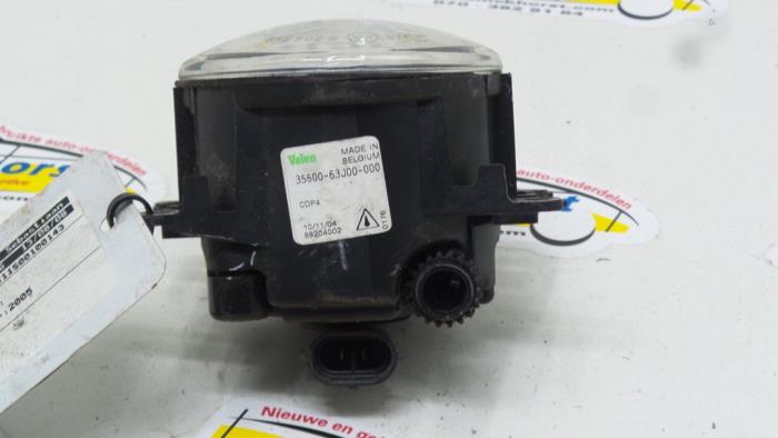 Używane Halogen lewy Suzuki Swift (ZA/ZC/ZD1/2/3/9) 1.3 VVT 16V Cena € 15,75 Procedura marży oferowane przez Binckhorst BV