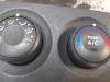 Panneau de commandes chauffage d'un Kia Sorento I (JC) 2.5 CRDi 16V VGT 2007