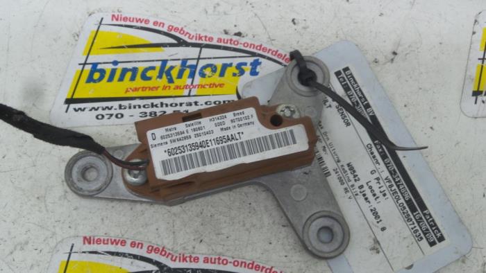 Gebrauchte Airbag Sensor Renault Espace (JE) 2.0i 16V Preis € 31,50 Margenregelung angeboten von Binckhorst BV