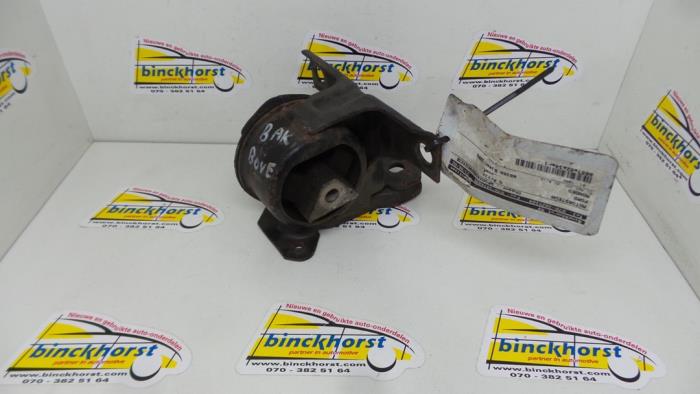 Used Engine mount Ford Mondeo II 1.8i 16V Price € 15,75 Margin scheme offered by Binckhorst BV