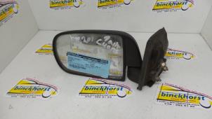 Gebrauchte Außenspiegel links Daihatsu Cuore (L251/271/276) 850,Domino Preis € 26,25 Margenregelung angeboten von Binckhorst BV