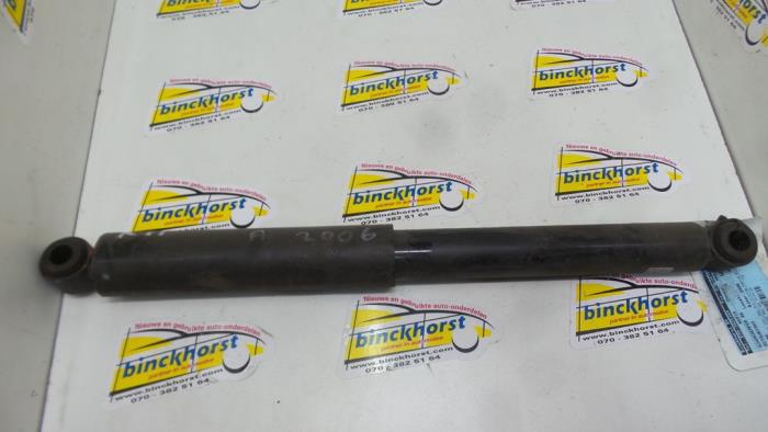 Rear shock absorber, right from a Mitsubishi L-200 2.5 DI-D 4x4 2006