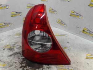 Used Taillight, left Renault Clio II (BB/CB) 1.2 Price € 21,00 Margin scheme offered by Binckhorst BV