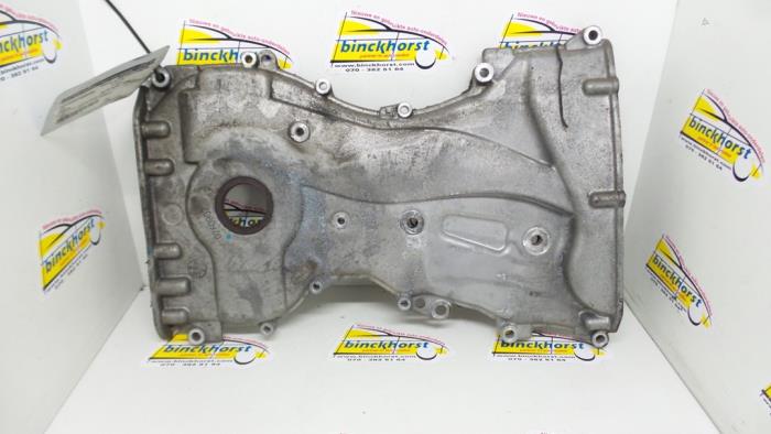 Usagé Couvercle de distribution Kia Carens III (FG) 2.0i CVVT 16V Prix € 52,50 Règlement à la marge proposé par Binckhorst BV