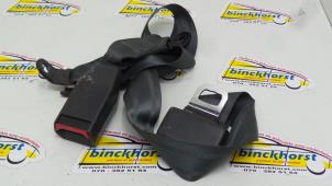Usagé Insertion ceinture de sécurité arrière centre Volvo 440 1.6 i DL,GL,GLE Prix € 21,00 Règlement à la marge proposé par Binckhorst BV