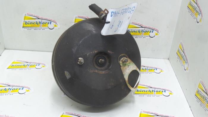 Usagé Servo frein Daihatsu Feroza Soft Top (F300) 1.6 SE 16V Prix € 42,00 Règlement à la marge proposé par Binckhorst BV
