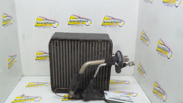 Klimaanlage Kühler van een Nissan Micra (K11) 1.3 ,N-CVT 16V 2000