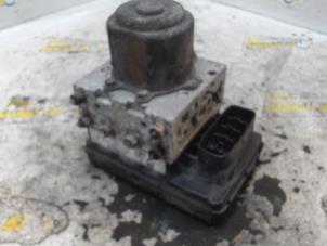 Usados Bomba ABS Toyota Corolla Verso (E12) 1.8 16V VVT-i Precio € 42,00 Norma de margen ofrecido por Binckhorst BV
