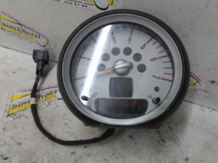 Używane Obrotomierz Mini Mini (R56) 1.6 Cooper D 16V Cena € 36,75 Procedura marży oferowane przez Binckhorst BV