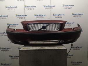 Used Front bumper Volvo V70 (SW) 2.3 T5 20V Price € 52,50 Margin scheme offered by Binckhorst BV
