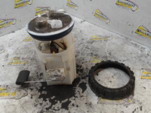 Usados Bomba eléctrica de combustible Kia Picanto (TA) 1.0 12V Precio € 42,00 Norma de margen ofrecido por Binckhorst BV