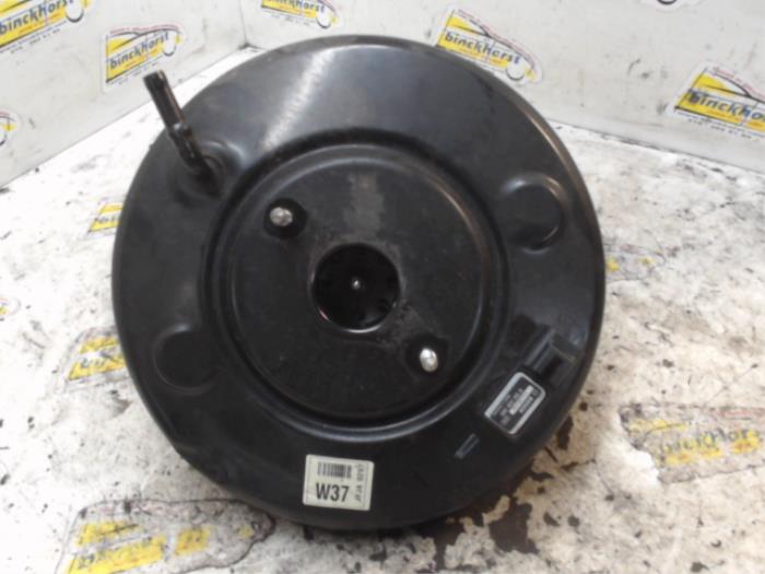 Usados Servofreno Kia Rio III (UB) 1.4 CVVT 16V Precio € 36,75 Norma de margen ofrecido por Binckhorst BV
