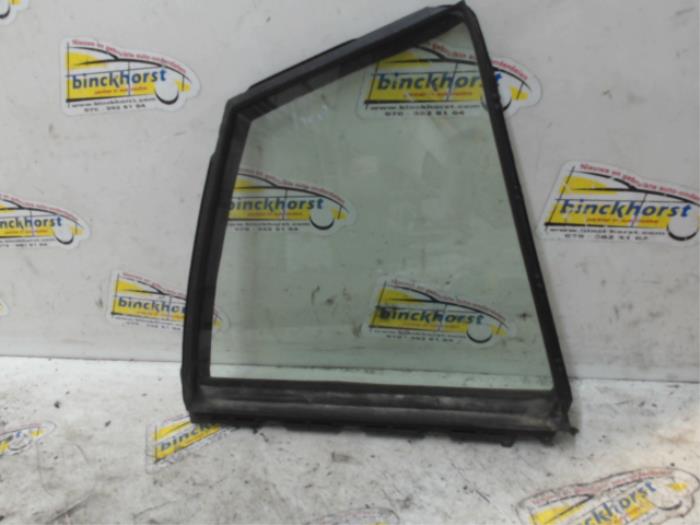Usados Ventanilla triangular derecha detrás Toyota Prius (ZVW5) 1.8 16V Hybrid Precio € 36,75 Norma de margen ofrecido por Binckhorst BV