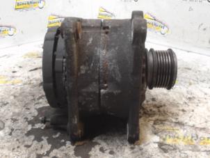 Dynamo van een Volkswagen Lupo (6X1) 1.2 TDI 3L 2002