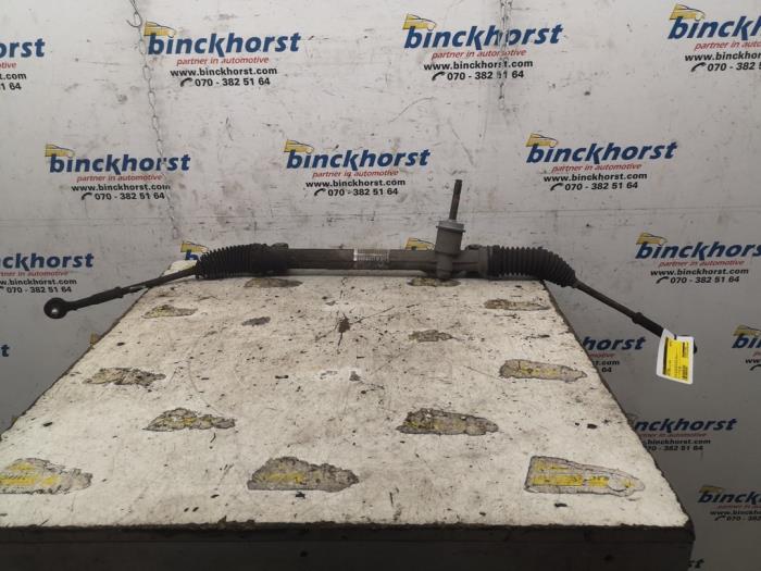 Begagnade Styrbox Opel Corsa D 1.2 16V Pris € 52,50 Marginaltabell erbjuds av Binckhorst BV