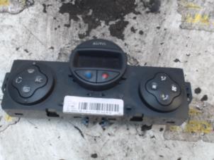Used Heater control panel Renault Modus/Grand Modus (JP) 1.5 dCi 85 Price € 52,50 Margin scheme offered by Binckhorst BV