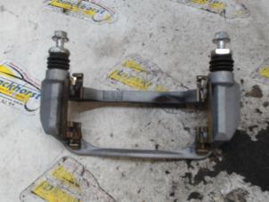 Used Front brake calliperholder, left Honda Jazz (GR) 1.5 eHEV 16V Price € 42,00 Margin scheme offered by Binckhorst BV
