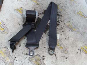 Used Rear seatbelt, left Honda Jazz (GD/GE2/GE3) 1.3 i-Dsi Price € 36,75 Margin scheme offered by Binckhorst BV
