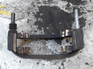 Used Front brake calliperholder, right Hyundai i10 (F5) 1.0i 12V Price € 15,75 Margin scheme offered by Binckhorst BV