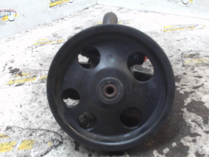 Usagé Pompe de direction Jaguar S-type (X200) 3.0 V6 24V Prix € 78,75 Règlement à la marge proposé par Binckhorst BV