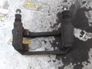Used Front brake calliperholder, left Ford Fiesta 6 (JA8) 1.0 Ti-VCT 12V 65 Price € 15,75 Margin scheme offered by Binckhorst BV