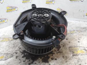 Used Heating and ventilation fan motor Mercedes E (W211) 2.6 E-240 V6 18V Price € 36,75 Margin scheme offered by Binckhorst BV