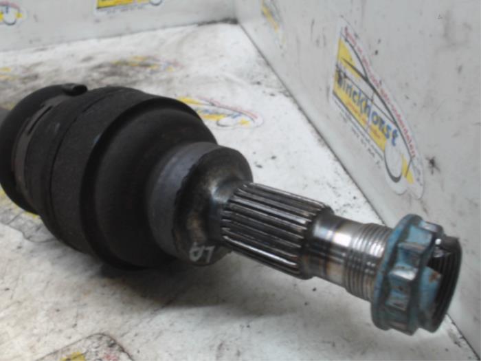 Drive shaft, rear left from a Mercedes-Benz A (W176) 2.0 A-250 Turbo 16V 4-Matic 2015