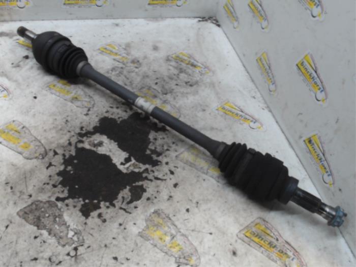 Drive shaft, rear left from a Mercedes-Benz A (W176) 2.0 A-250 Turbo 16V 4-Matic 2015