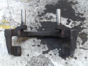 Used Front brake calliperholder, left Toyota Yaris III (P13) 1.33 16V Dual VVT-I Price € 21,00 Margin scheme offered by Binckhorst BV