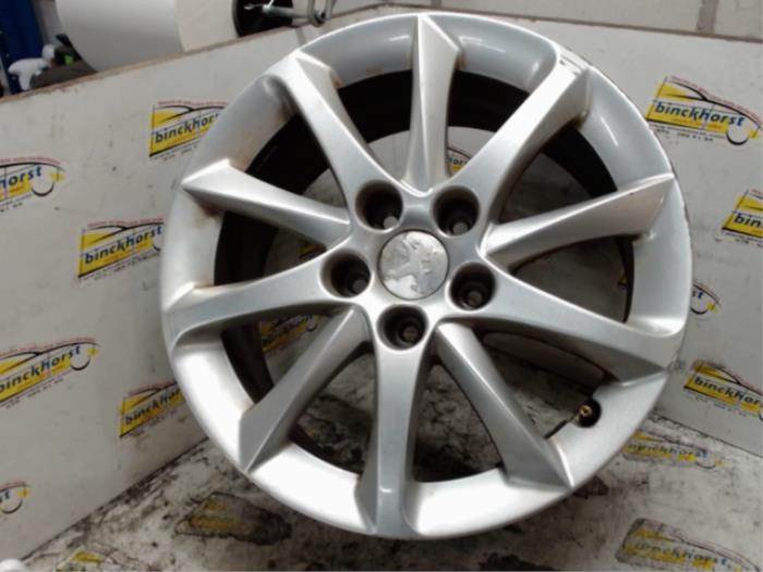 Używane Obrecz Peugeot 508 SW (8E/8U) 1.6 HDiF 16V Cena € 47,25 Procedura marży oferowane przez Binckhorst BV