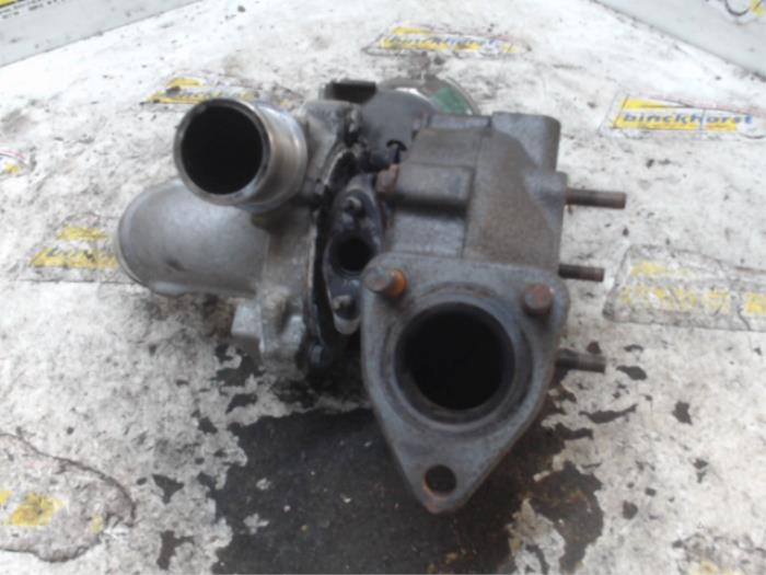 Gebrauchte Turbo Toyota Corolla (E12) 1.4 D-4D 16V Preis € 210,00 Margenregelung angeboten von Binckhorst BV