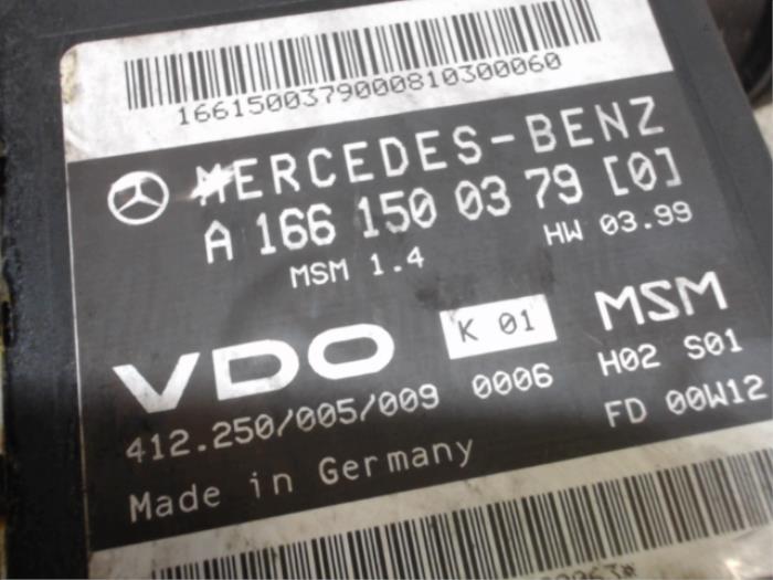 Dosimètre à air d'un Mercedes-Benz A (W168) 1.4 A-140 2000