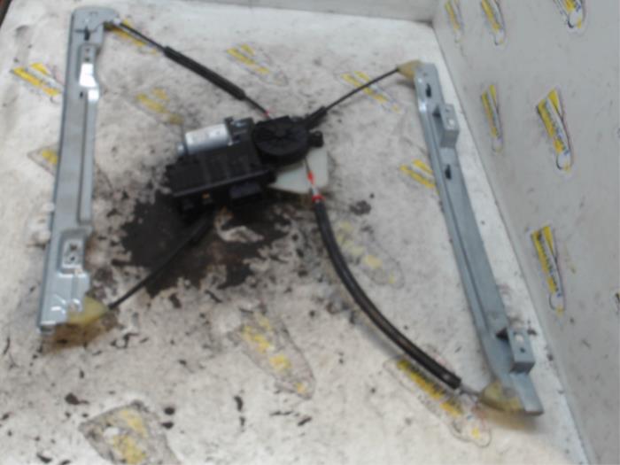 Moteur De Lève-vitre Arrière Gauche CITROËN Grand C4 Picasso 2.0 Hdi - Réf. 9223C1 / 401786A8 - Occasion